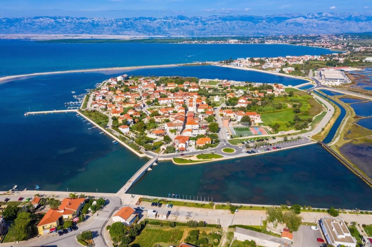Apartments With A Parking Space Nin, Zadar - 19555 Экстерьер фото